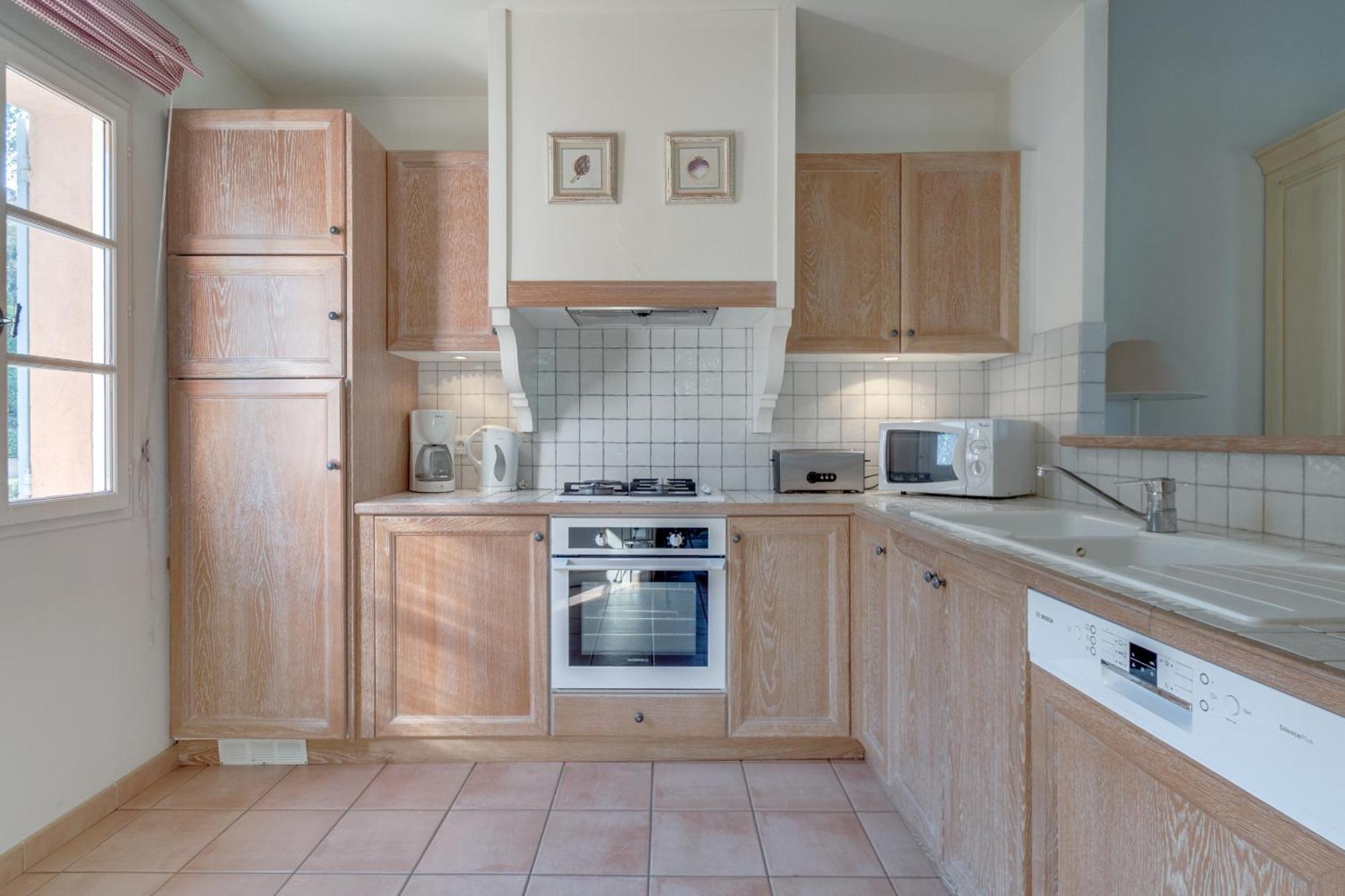 Les Appartements Et Maisons Du Domaine De Saint Endreol Golf & Spa Resort La Motte Buitenkant foto