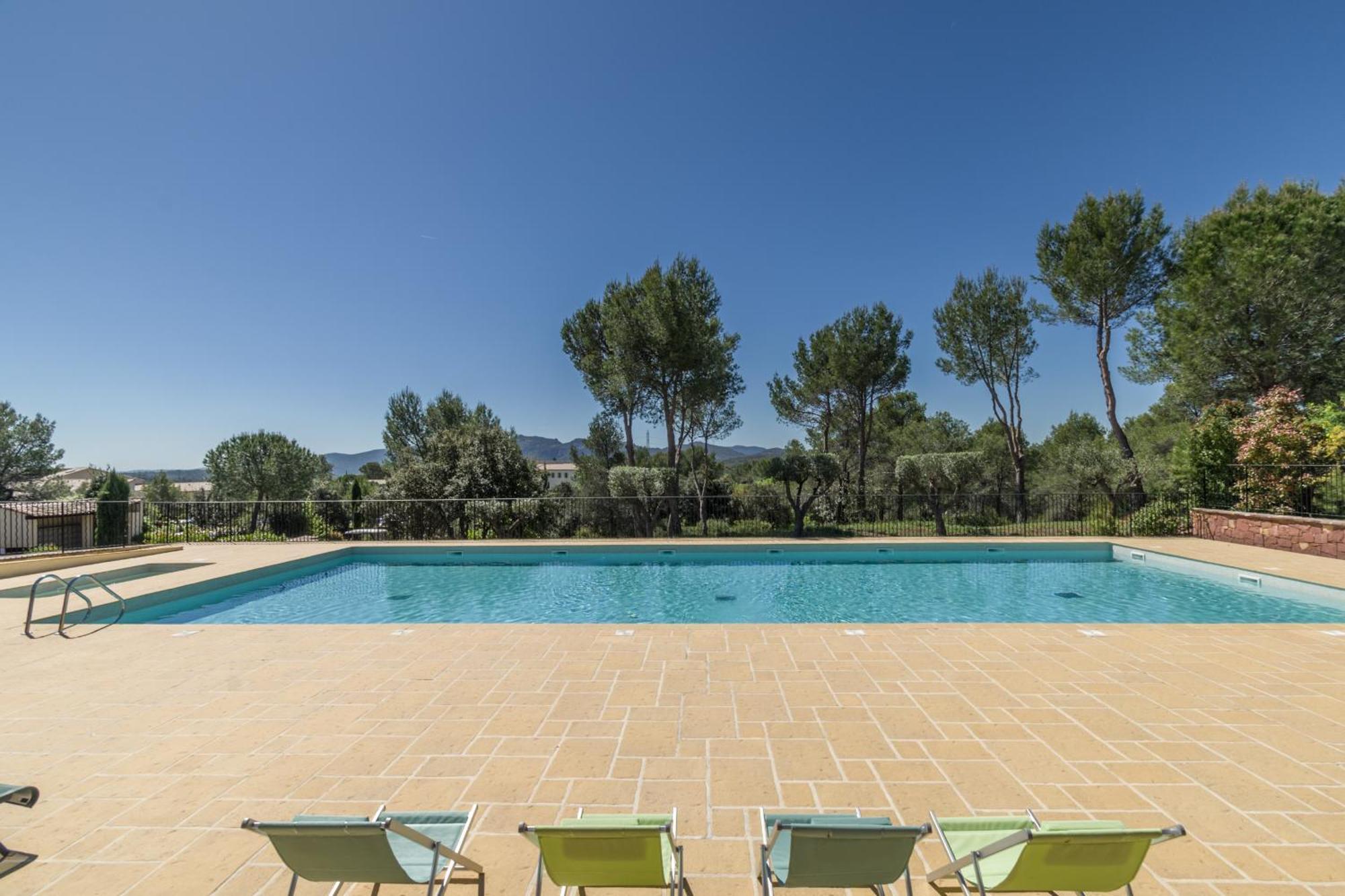 Les Appartements Et Maisons Du Domaine De Saint Endreol Golf & Spa Resort La Motte Buitenkant foto