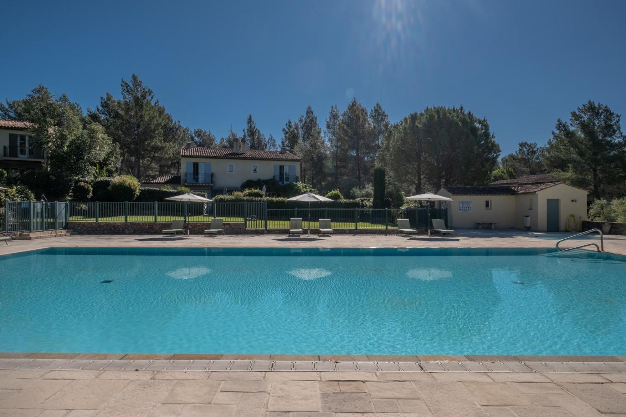 Les Appartements Et Maisons Du Domaine De Saint Endreol Golf & Spa Resort La Motte Buitenkant foto