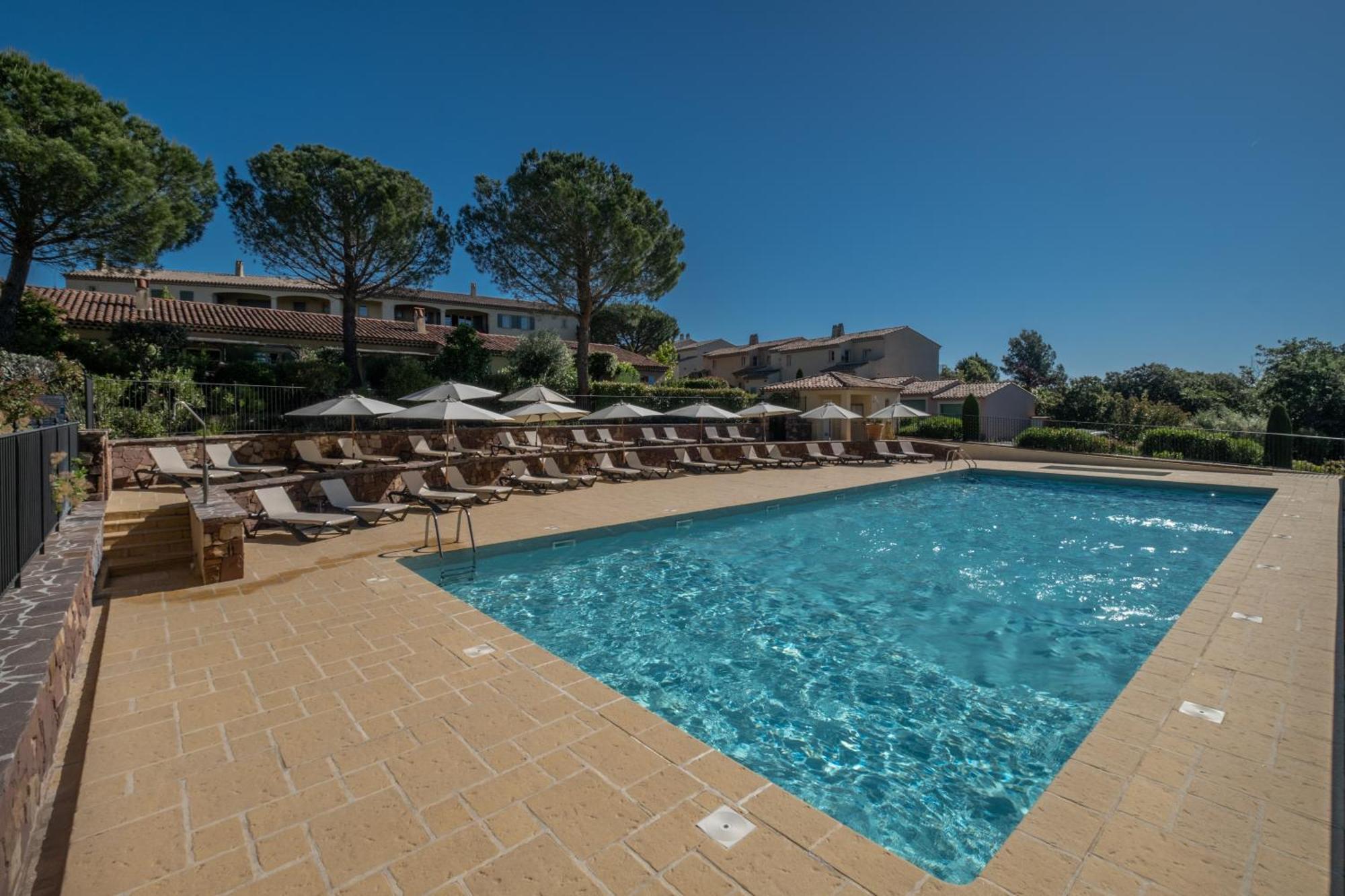 Les Appartements Et Maisons Du Domaine De Saint Endreol Golf & Spa Resort La Motte Buitenkant foto